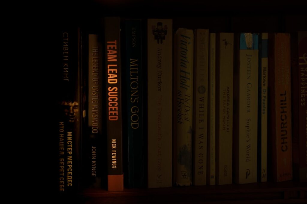 Photo science fiction horror books