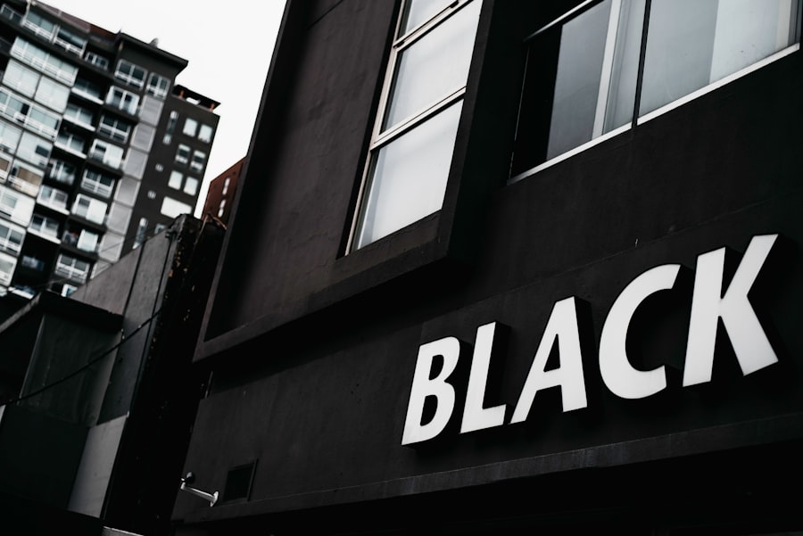 black sci fi authors